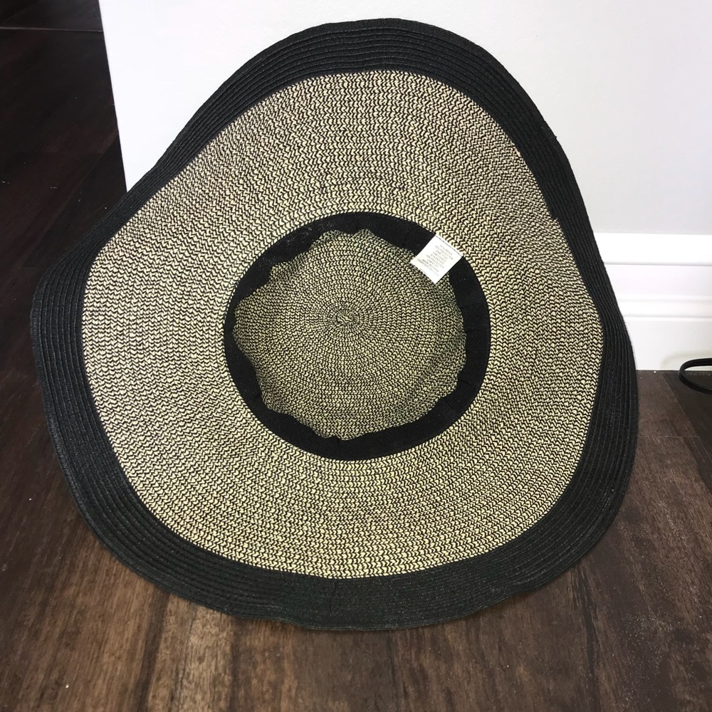 Sun hat - Picture 2 of 2